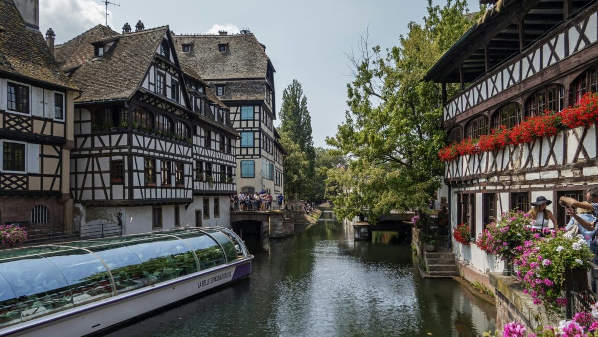 Quels sont les coûts liés à une formation en école de commerce à Strasbourg ?