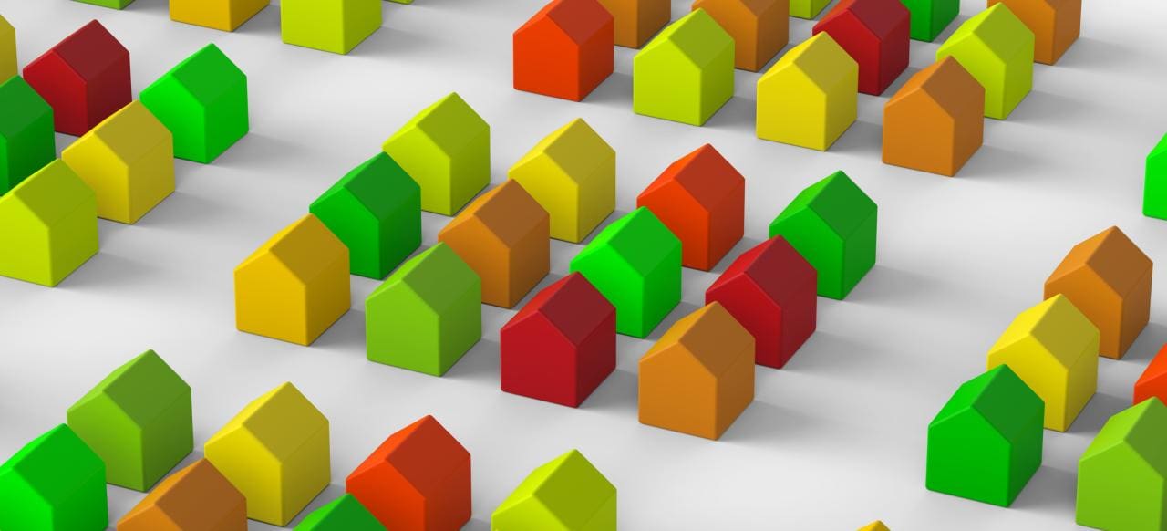 Certificat de consommation d'énergie bâtiments colorés avec différents résultats de certificat de performance énergétique