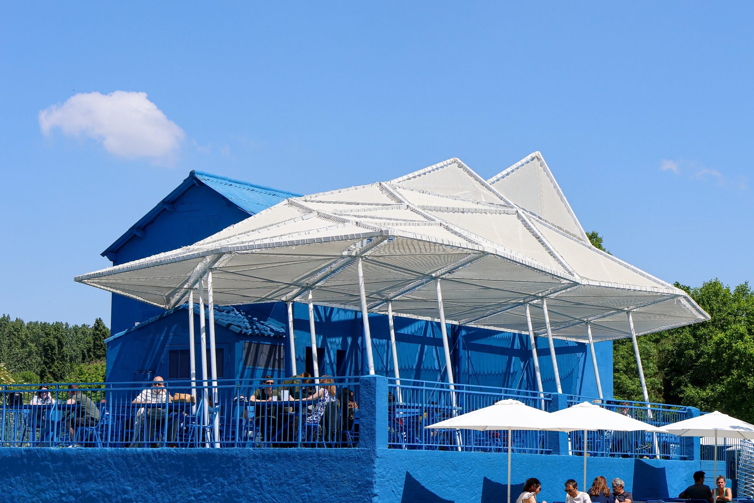 Terrasse de la Station Nuage, guinguette sur l'île Forget à Saint-Sébastien-sur-Loire