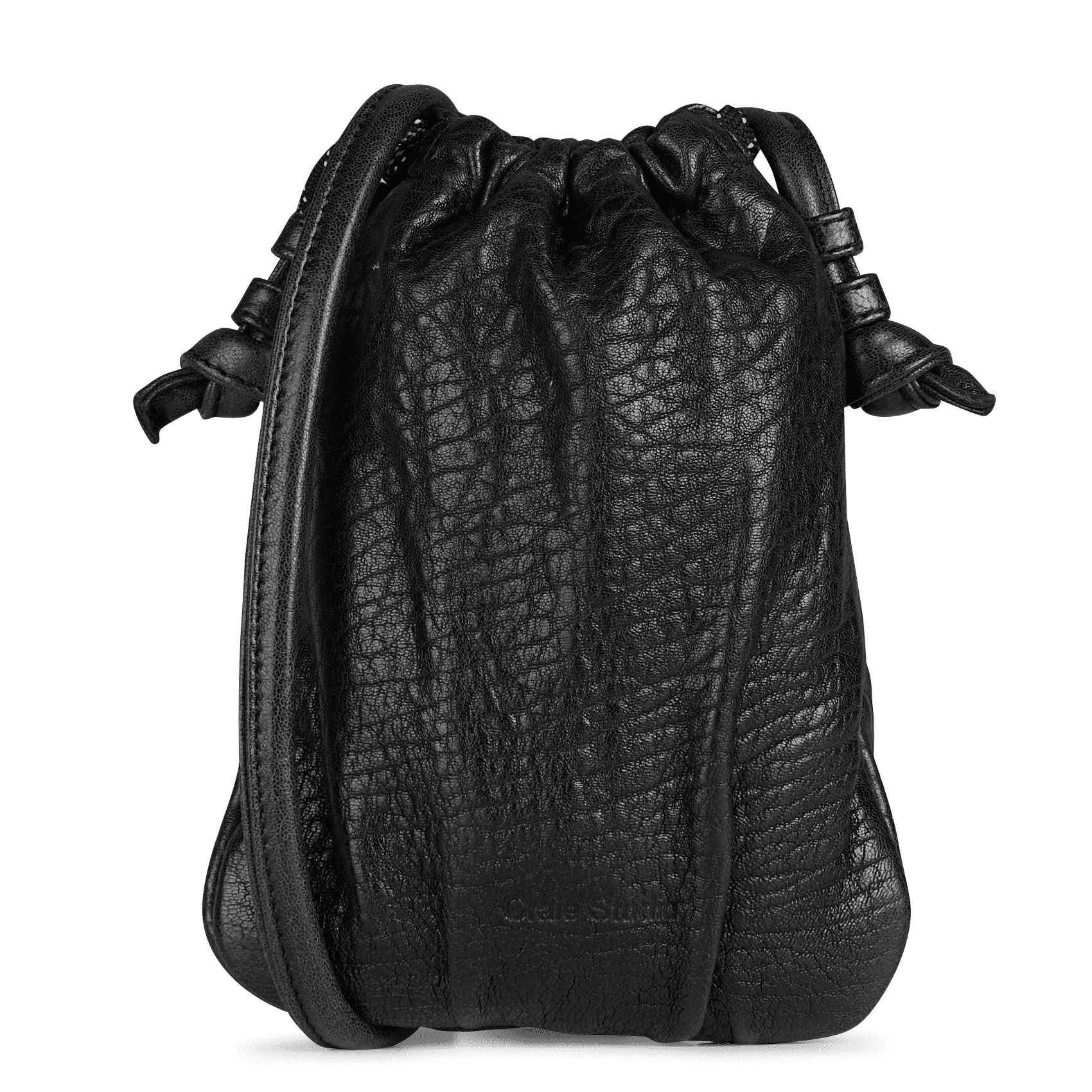 découvrez notre sac bourse en cuir, alliant élégance et tendance pour sublimer toutes vos tenues. un accessoire chic et pratique, indispensable à votre style.